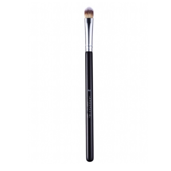 NEW Anastasia A4 cream shadow pro brush!